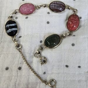 Vintage Egyptian Revival scarab bracelet Gold Tone